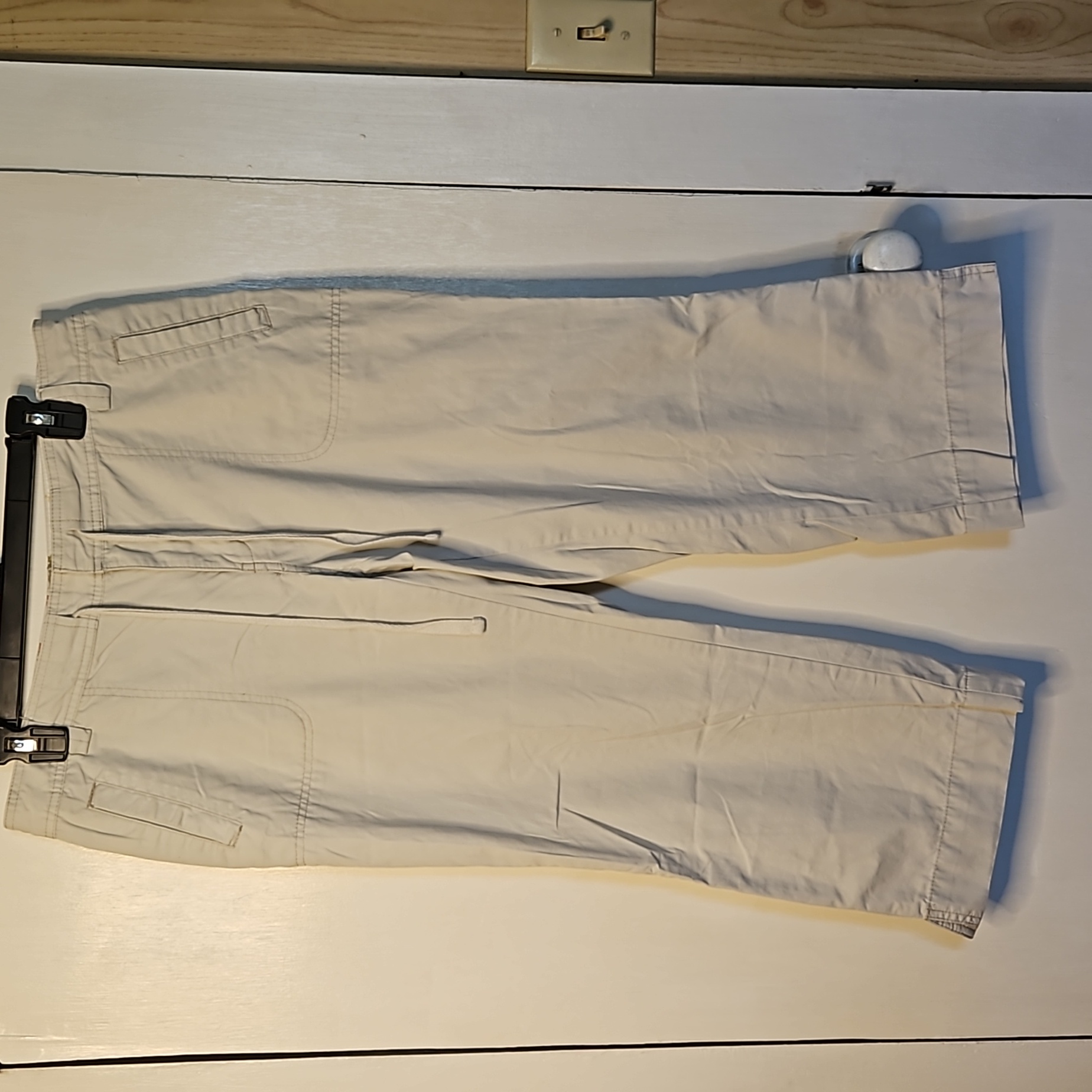 Old Navy Khaki Capris Size 10